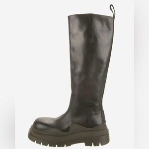 Bottega Veneta Black Knee-High Leather Boots . Like brand new .